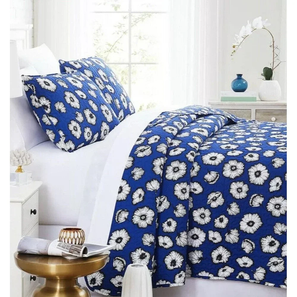 New 2 Piece Quilt Set Navy Blue & White Floral Essence Twin / Twin XL Bed Cover